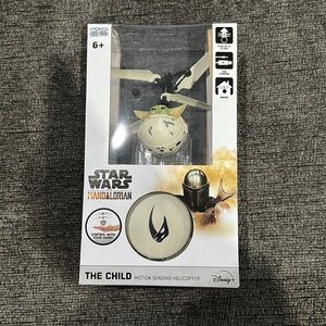 Star Wars Mandalorian “the child” motion sensing helicopter
